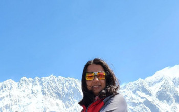 सगरमाथा आरोही डा भुसाललाई सम्मान